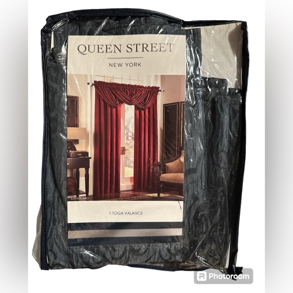 Toga valance X 2 asking price on both - Picture 1 of 3